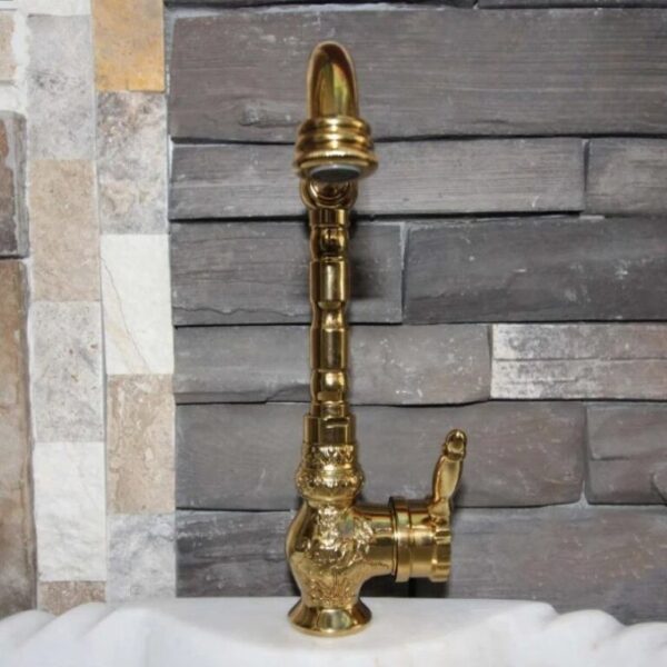 Altın İşlemeli Lavabo Bataryası | Modern ve Şık Pirinç Musluk