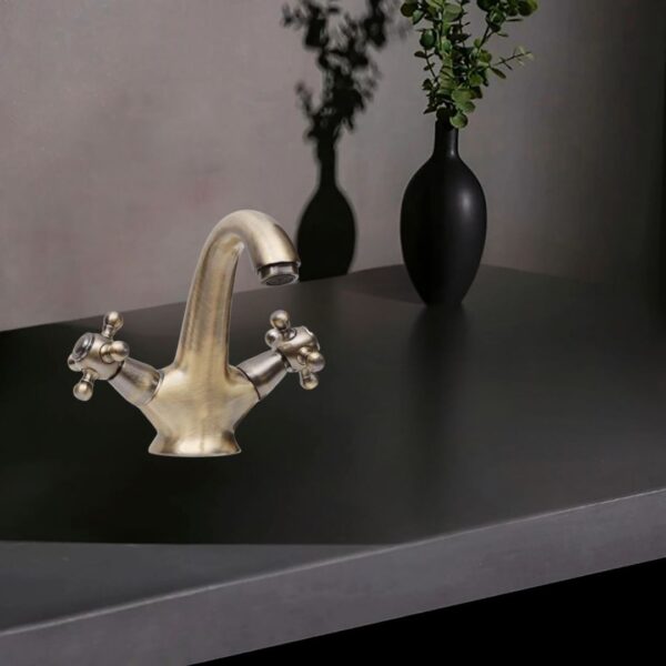 Antik Banyo Lavabo Bataryası - Çift Kollu | Modern ve Şık Pirinç Musluk
